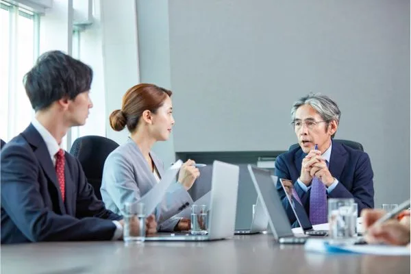 El Secreto de la Simplicidad: Evita la Jerga y el Lenguaje Corporativo Excesivo